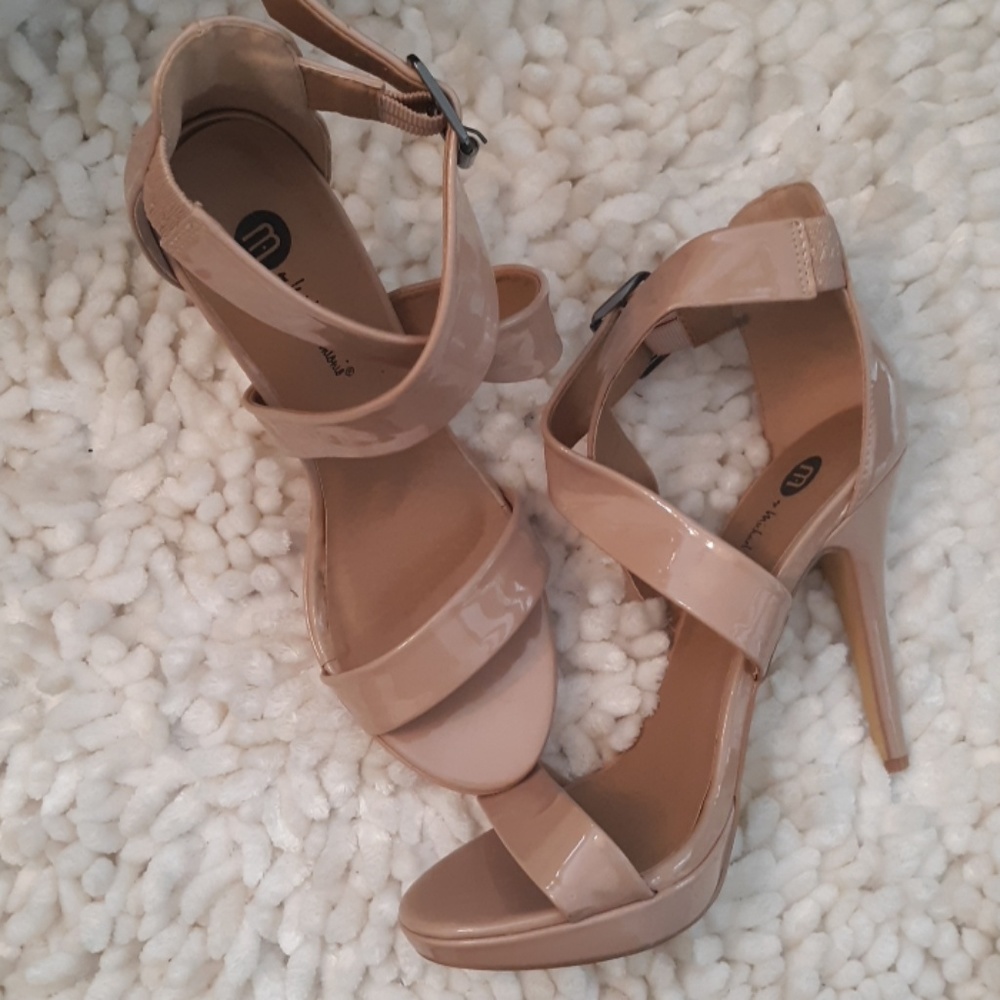 Tan heels